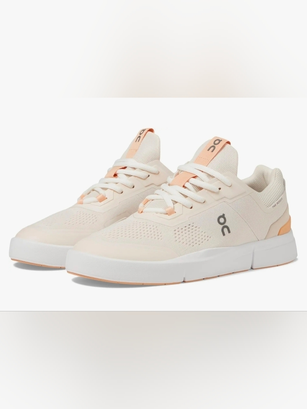 On Running "The Roger" Low Sneakers - The Spin